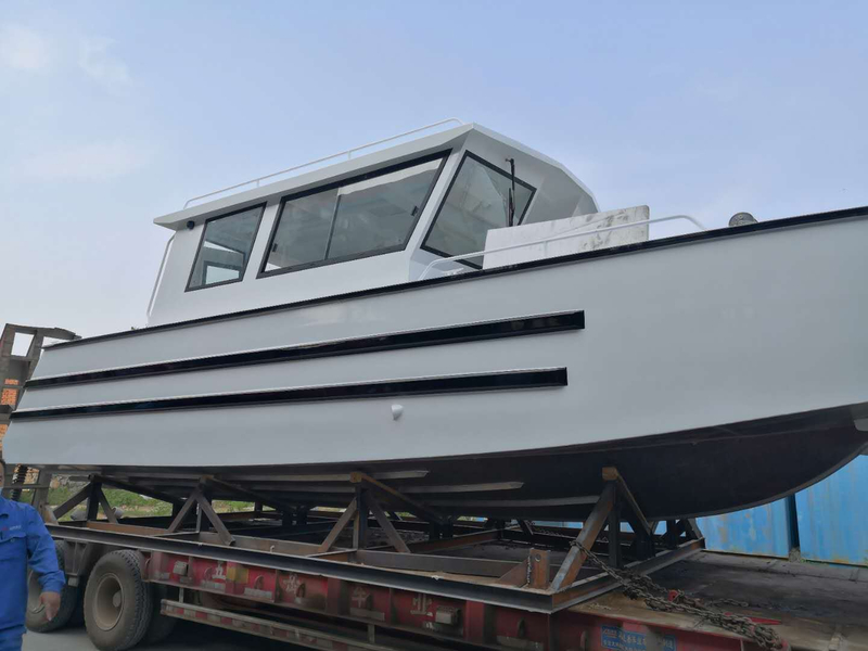 Lancha de desembarco de 7,9 m, barco de aluminio que transporta embarcaciones de carga de 5 toneladas, lancha de desembarco de ferry con cabina para la venta