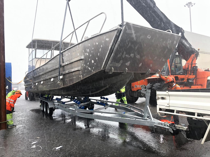 Lancha de desembarco de aluminio de 11m, casco reforzado, cómoda cabina, lancha de desembarco, barco de carga