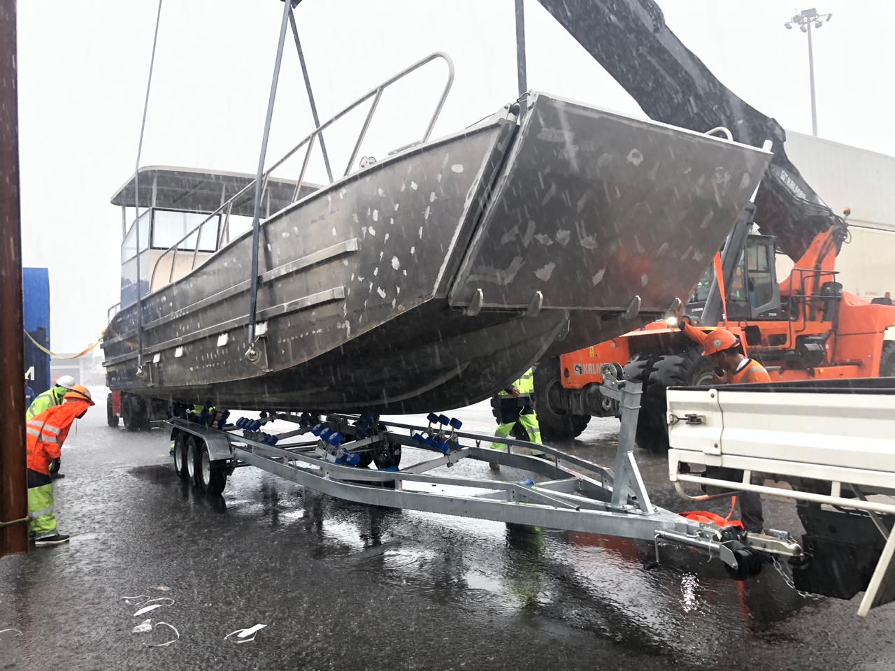 Lancha de desembarco de aluminio de 10m, casco reforzado, cabina cómoda, se puede personalizar, impresión en Color, logotipo, lancha de desembarco, barco de carga