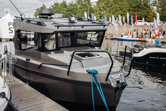 Barco de aluminio Bladecraft de 8,4 m, nuevo estilo, barco patrulla de trabajo de pesca con tapa dura de aluminio soldado con cabinas