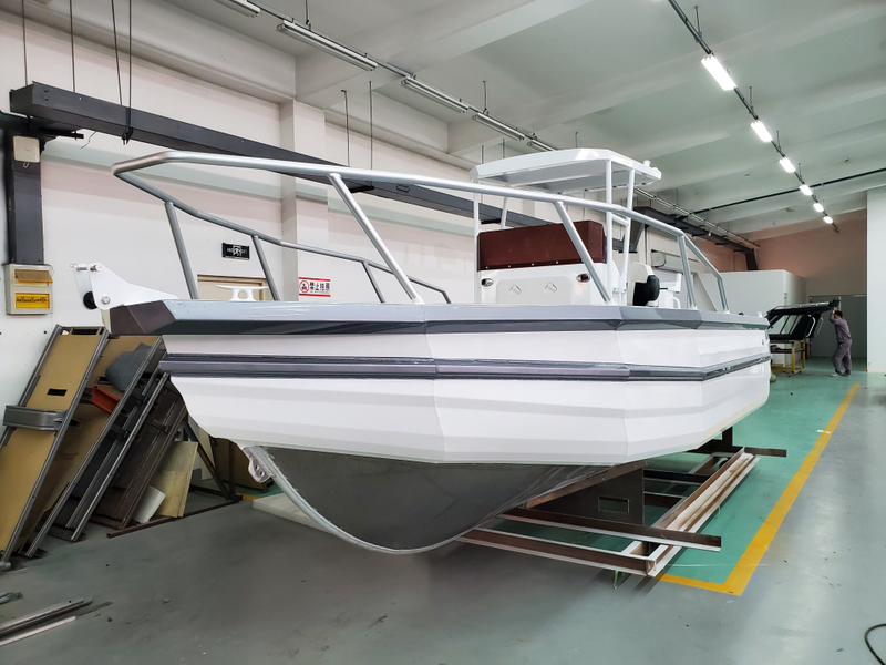 Barco de pesca de aluminio con consola central Easy Craft de 6,25 m a la venta con pontón